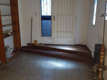 Casa en venta - 1 Dormitorio 1 Baño - 300Mts2 - Temperley
