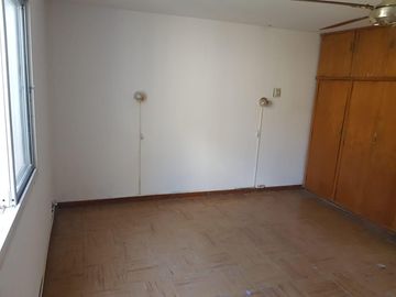 Casa en venta - 1 Dormitorio 1 Baño - 300Mts2 - Temperley
