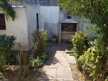 Casa en venta - 1 Dormitorio 1 Baño - 300Mts2 - Temperley