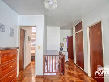 Muy buen chalet 6 amb en Olivos