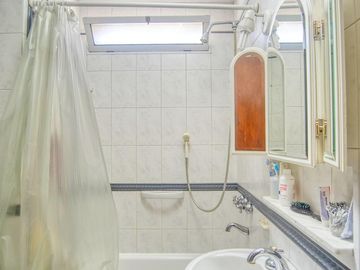Muy buen chalet 6 amb en Olivos