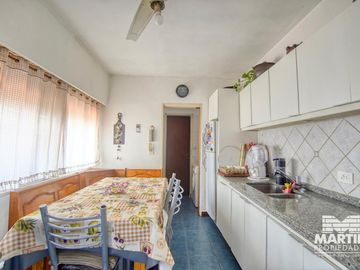 Muy buen chalet 6 amb en Olivos