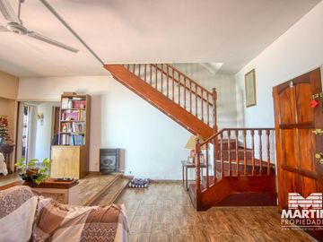 Muy buen chalet 6 amb en Olivos