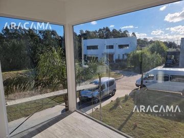 CASA en VENTA en Lagos de Canning - Canning
