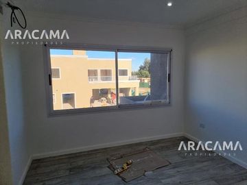 CASA en VENTA en Lagos de Canning - Canning