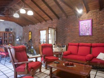 Casa - Burzaco