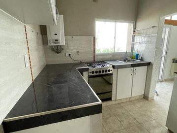 Venta Casa - 2 Dormitorios - B° General Pueyrredon