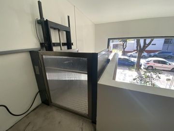 Tigre - Av Italia y Montes De Oca, 2 amb, 55m2 con cochera fija - Amoblado (RAM)