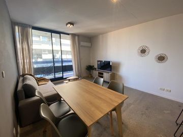 Tigre - Av Italia y Montes De Oca, 2 amb, 55m2 con cochera fija - Amoblado (RAM)