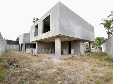 Venta de Casa de Lujo en Obra en Las Fuentes