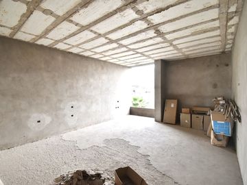 Venta de Casa de Lujo en Obra en Las Fuentes