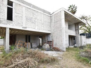 Venta de Casa de Lujo en Obra en Las Fuentes