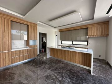 CASA EN VENTA EN PEDREGAL DE LA MONTAÑA CARRETERA NACIONAL