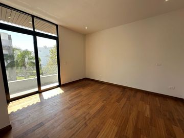CASA EN VENTA EN LADERAS RESIDENCIAL CARRETERA NACIONAL