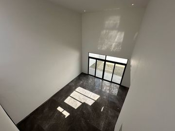 CASA EN VENTA EN LADERAS RESIDENCIAL CARRETERA NACIONAL