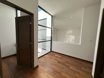 CASA EN VENTA EN LADERAS RESIDENCIAL CARRETERA NACIONAL