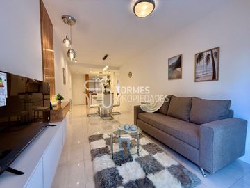 VENTA Departamento 3 ambientes con balcón corrido - Reciclado y amoblado - Centro Mar del Plata