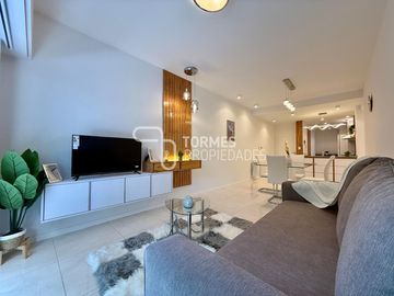 VENTA Departamento 3 ambientes con balcón corrido - Reciclado y amoblado - Centro Mar del Plata