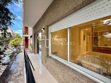 VENTA Departamento 3 ambientes con balcón corrido - Reciclado y amoblado - Centro Mar del Plata