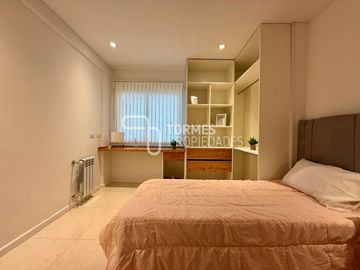 VENTA Departamento 3 ambientes con balcón corrido - Reciclado y amoblado - Centro Mar del Plata