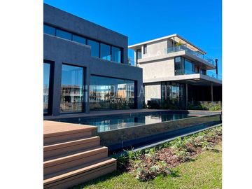 Casa en  Yacht Nordelta