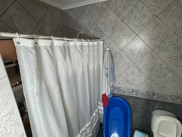 Oportunidad casa en Jose Marmol con 3 habitaciones