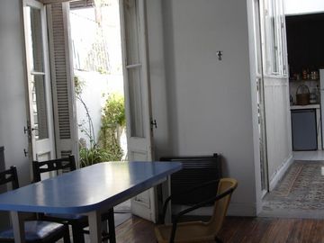 PH de 5 ambientes con terraza y entrada independiente.
