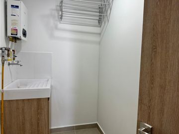 EN ARRIENDO APARTAMENTO SECTOR LAS PALMAS COUNTRY CLUB EL POBLADO