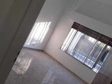 Casa - Burzaco
