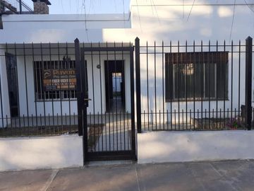 Casa - Burzaco