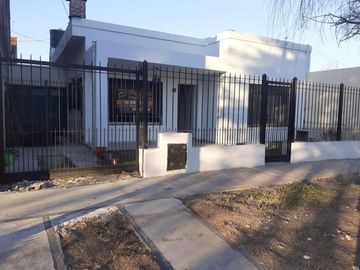 Casa - Burzaco