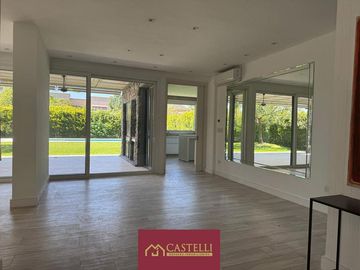 Casa en  Las Liebres pilar 4 ambientes