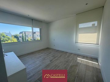 Casa en  Las Liebres pilar 4 ambientes