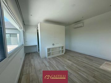 Casa en  Las Liebres pilar 4 ambientes
