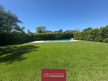 Casa en  Las Liebres pilar 4 ambientes
