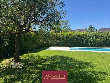Casa en  Las Liebres pilar 4 ambientes