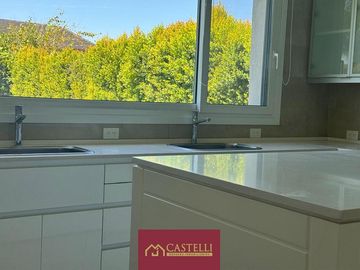 Casa en  Las Liebres pilar 4 ambientes