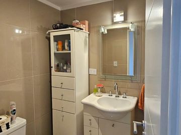 Hermoso Departamento 3 ambientes con Cochera en Lomas de Zamora Este. Apto Crédito!