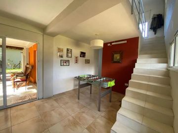 Venta - Casa de 5 ambientes en COSTA ESMERALDA - Deportivo I