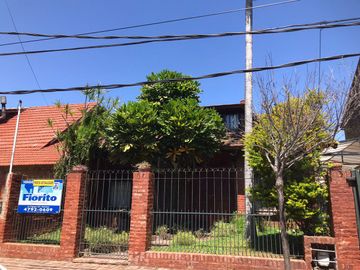NUEVO PRECIO!!! Casa - Beccar-Vias/Rolon