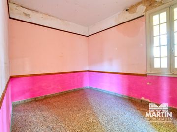 Casa en San Isidro, 5 amb. con patio y terraza. Apto uso comercial.