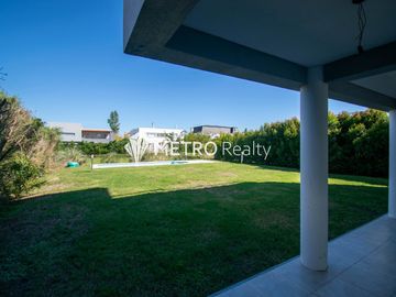 Venta Casa Nordelta Los Lagos 7 ambientes