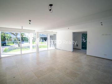 Venta Casa Nordelta Los Lagos 7 ambientes