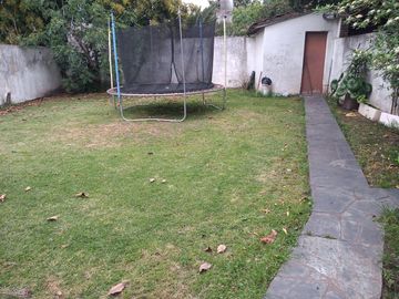 Venta Chalet 7 Amb. De Categoria en El Palomar -  Ideal 2 Flias.