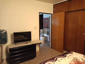 Venta Chalet 7 Amb. De Categoria en El Palomar -  Ideal 2 Flias.