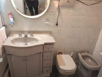 Venta Chalet 7 Amb. De Categoria en El Palomar -  Ideal 2 Flias.
