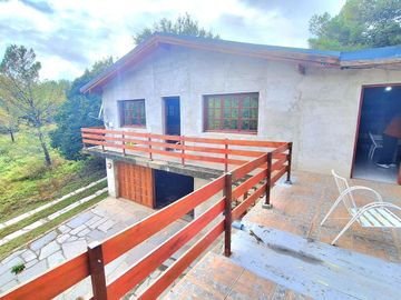 Villa Giardino Gran casa frente al Rio!