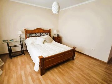 Casa de 4 ambientes en Boca Ratón Golf Club - Pilar