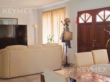 Casa de 4 ambientes en Boca Ratón Golf Club - Pilar