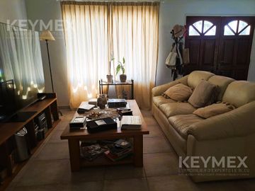 Casa de 4 ambientes en Boca Ratón Golf Club - Pilar